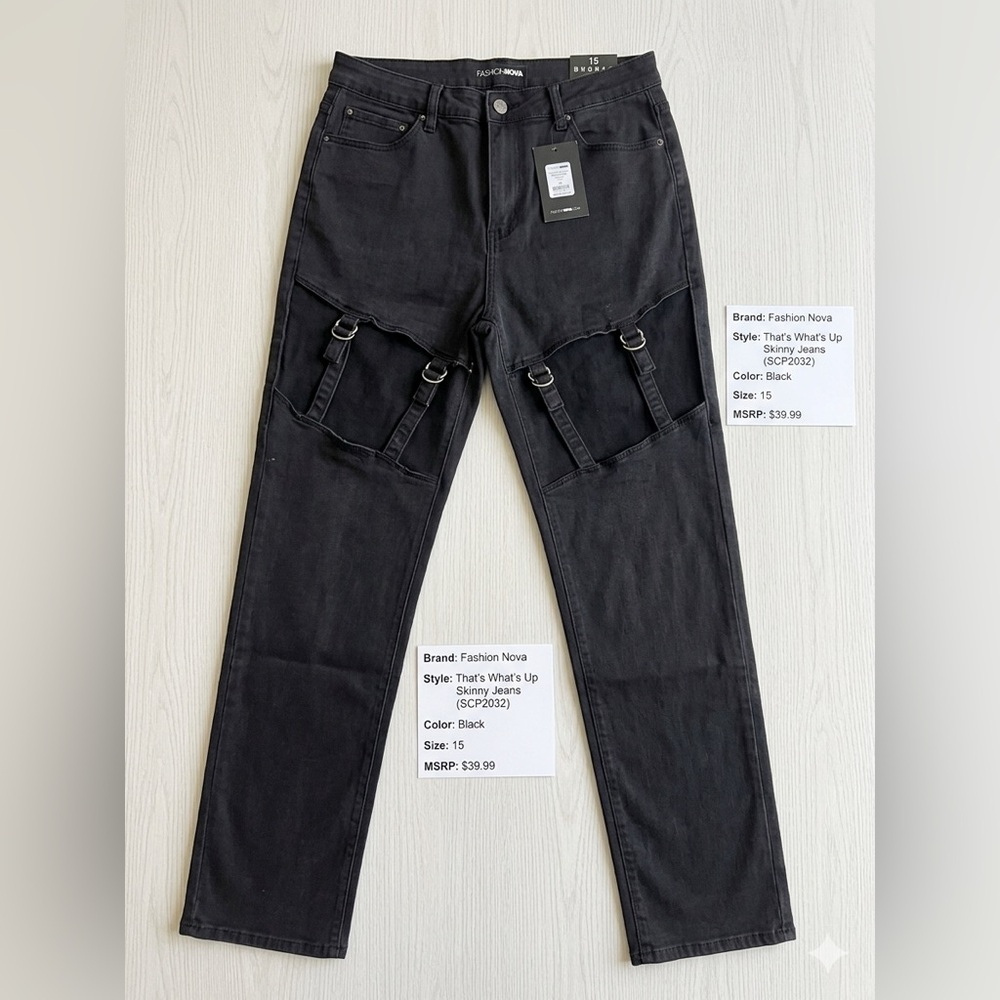 NWT Fashion Nova That's What's Up Cutout Buckle Skinny Jeans - Black - 15